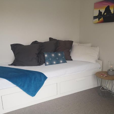Pool House - One Bedroom Self Contained Unit Motueka Eksteriør billede